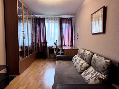 квартира за адресою Старонаводницька вул., 8