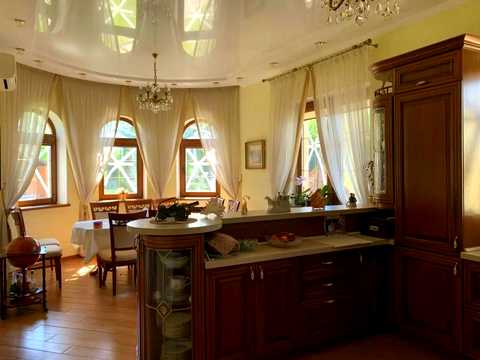 дом по адресу Центральна, 97