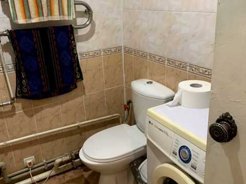 будинок за адресою Космонавтів, 5