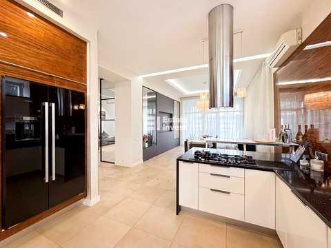 будинок за адресою Колосиста вул.