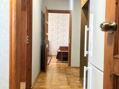 квартира за адресою Академіка Єфремова вул. (Командарма Уборевича), 18