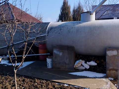 будинок за адресою Петропавлівська