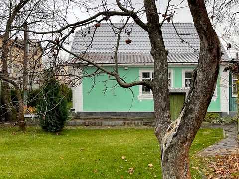 дом по адресу Озёрная ул.