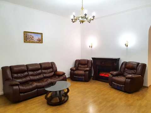 квартира за адресою Шота Руставелі вул., 34
