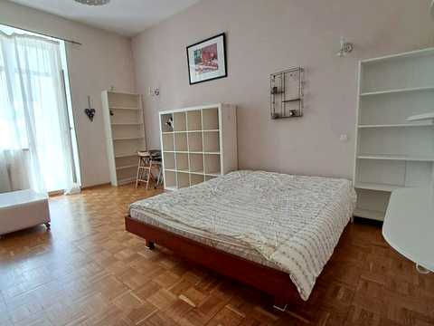 квартира за адресою Шота Руставелі вул., 31-Б