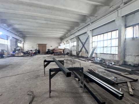 комерційна за адресою Ярослава Мудрого вул., 10