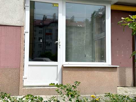 комерційна за адресою Джона Леннона вул., 35