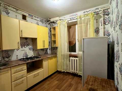 квартира за адресою Озерна вул., 12