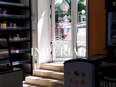 комерційна за адресою Шовкуненка вул., 8/20