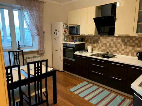 квартира за адресою Срібнокільська вул., 12