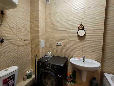 квартира за адресою смт. Авангард, Спрейса вул., 7