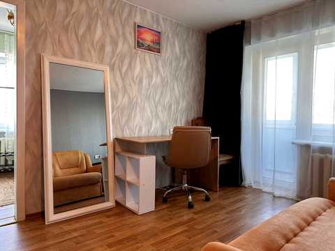 квартира по адресу Богдана Хмельницкого просп. (Героев Сталинграда), 136