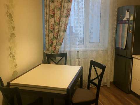 квартира за адресою Драгоманова вул., 6/1