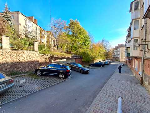 квартира за адресою Старий Поділ вул., 18