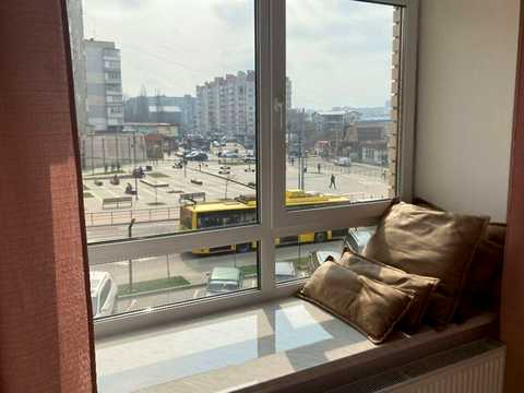 квартира по адресу Степана Бандери ул., 15