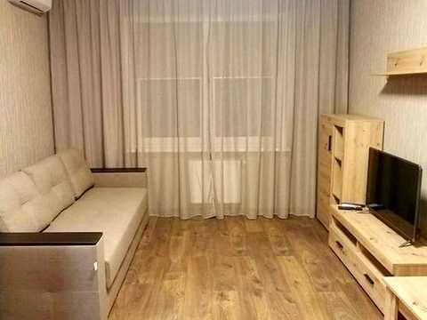 квартира за адресою Бориса Гмирі вул., 12-Б