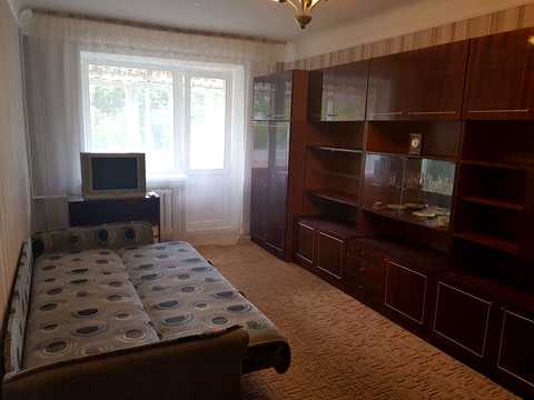 квартира за адресою Будівельників вул., 12