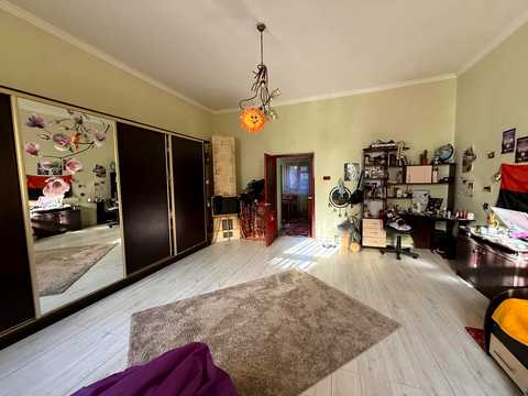 квартира по адресу Августина Волошина ул., 45