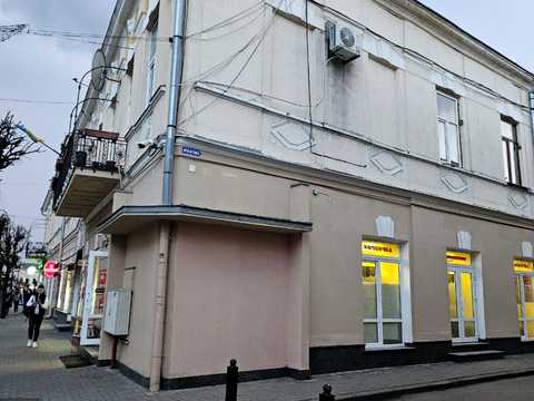коммерческая по адресу Вагилевича, 3