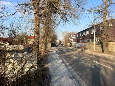 ділянка за адресою Центральна вул., 44
