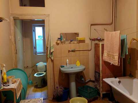 квартира за адресою Гетьмана Петра Дорошенка вул. (Жовтнева), 25