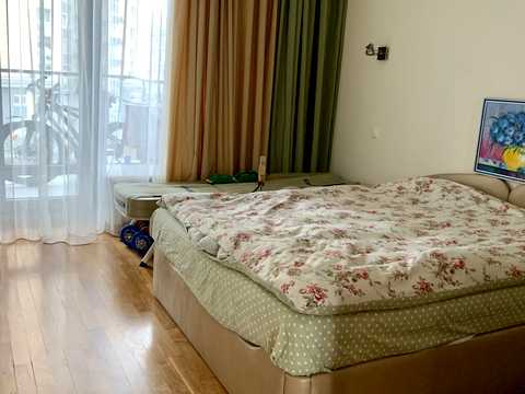 квартира за адресою Раїси Окіпної вул., 18