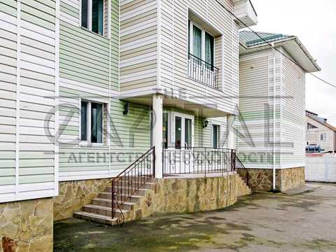 комерційна за адресою Кожедуба вул., 3-А