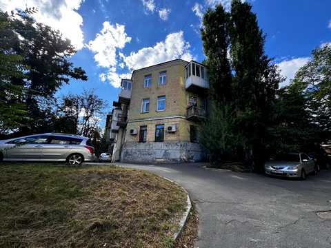 квартира за адресою вул. Сирецька, 38