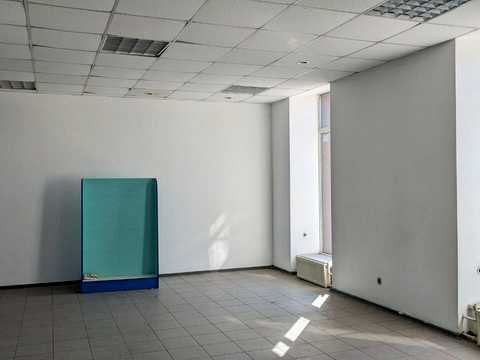 коммерческая по адресу Вокзальная ул. (Петровського), 1