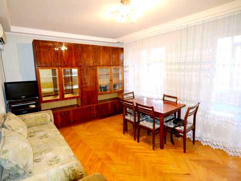 квартира за адресою Петра Курінного вул. (Комісара Рикова), 5