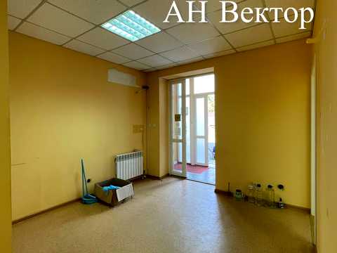комерційна за адресою Клочківська вул., 191а
