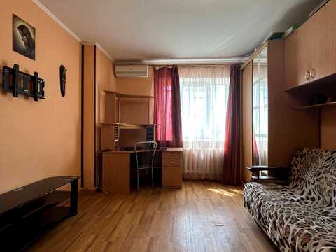 квартира за адресою Науки просп., 62-А