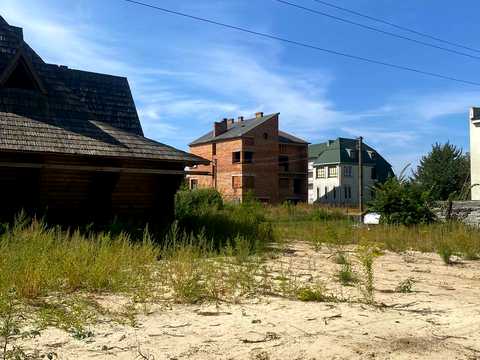 участок по адресу Весёлая ул.