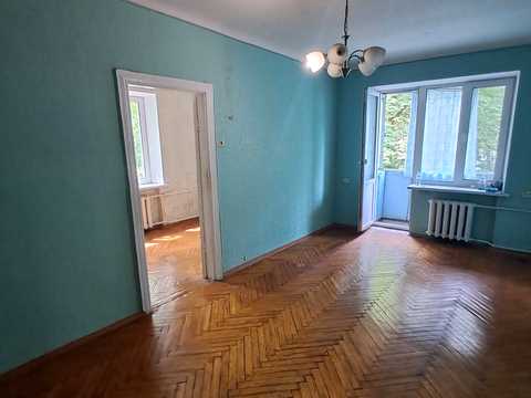 квартира за адресою Івана Крамського вул., 4