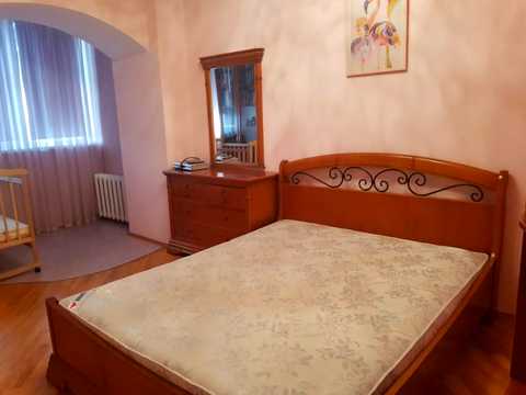 квартира за адресою Хмельницька вул., 10