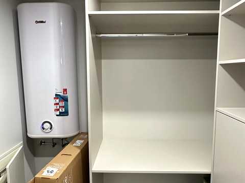 квартира за адресою Салютна вул., 2к10