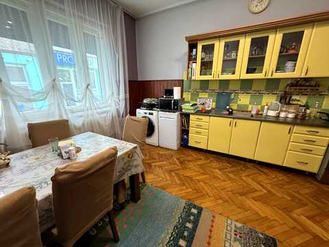 будинок за адресою Капушанська вул., 111