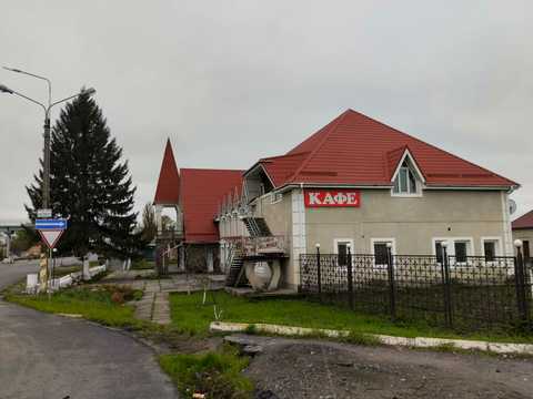 комерційна за адресою Центральна, 1