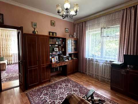 будинок за адресою Героїв Ворзеля