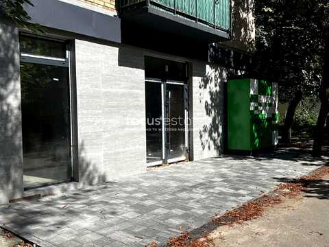 комерційна за адресою Німанська вул., 5