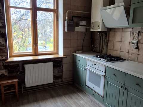 квартира за адресою Берестовського, 12