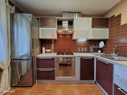 квартира за адресою Савкіна вул., 6