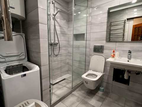квартира за адресою Роксоляни вул., 42