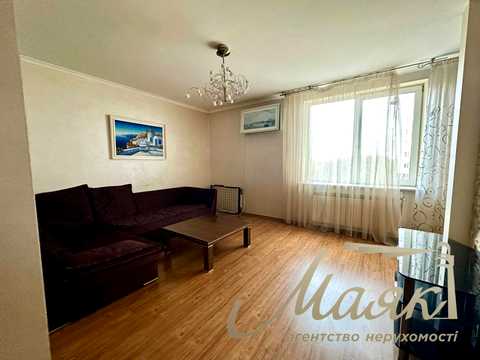 квартира за адресою Степана Руданського вул., 4-6