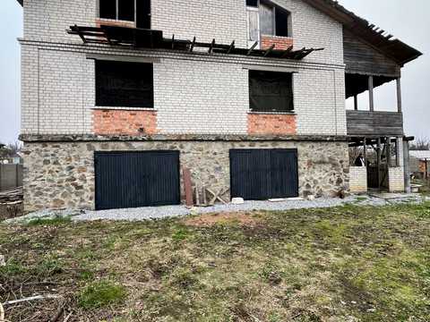 дом по адресу Космонавтів, 12