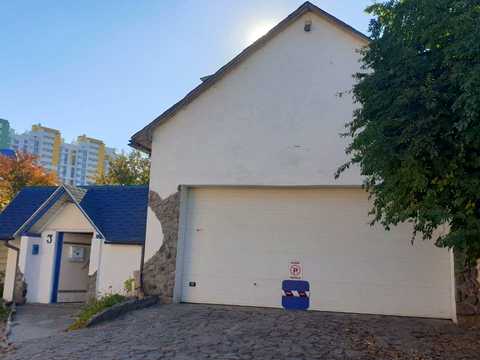 комерційна за адресою Згурівська, 3