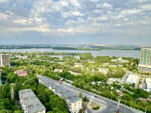 квартира за адресою Дмитра Яворницького просп. (Карла Маркса), 1-А