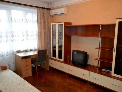 квартира за адресою Марії Приймаченко бульв. (Академіка Ліхачова), 3