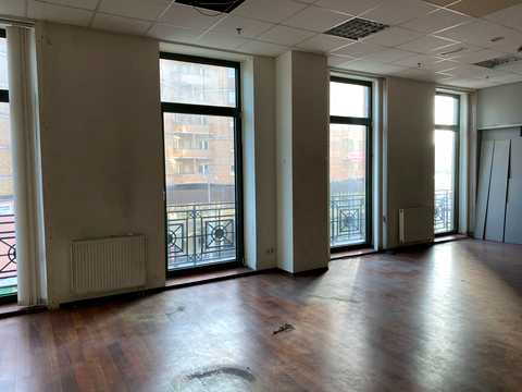 коммерческая по адресу Большая Васильковская ул. (Красноармейская), 5