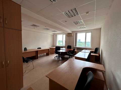 коммерческая по адресу Николая Михновского бульв. (Дружбы народов), 38
